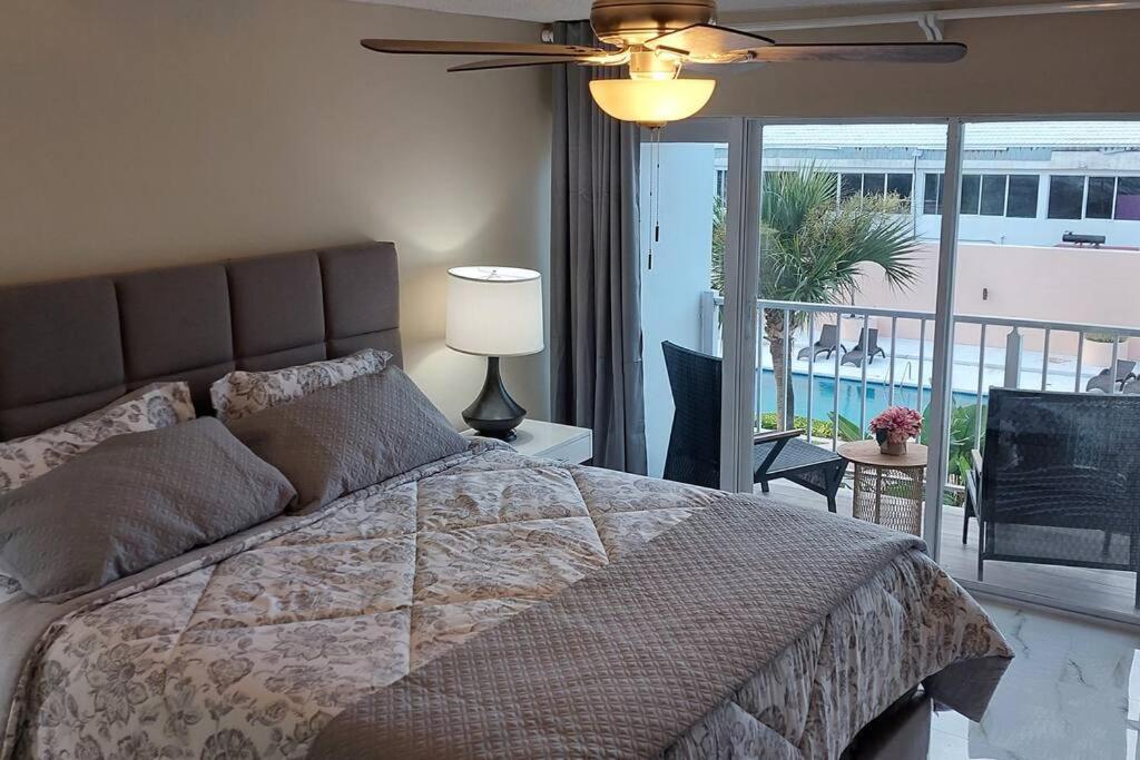 Nassau Harbour Cozy 2 Bedroom Condo Εξωτερικό φωτογραφία