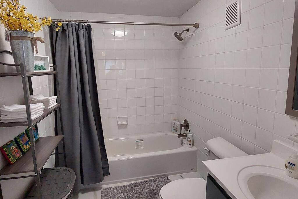 Nassau Harbour Cozy 2 Bedroom Condo Εξωτερικό φωτογραφία